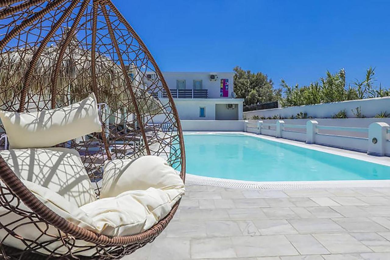One And Only Beachfront Rooms Περίσσα Εξωτερικό φωτογραφία