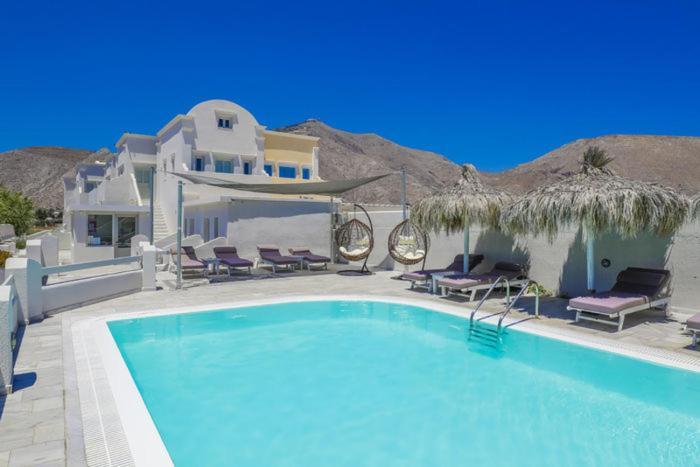 One And Only Beachfront Rooms Περίσσα Εξωτερικό φωτογραφία