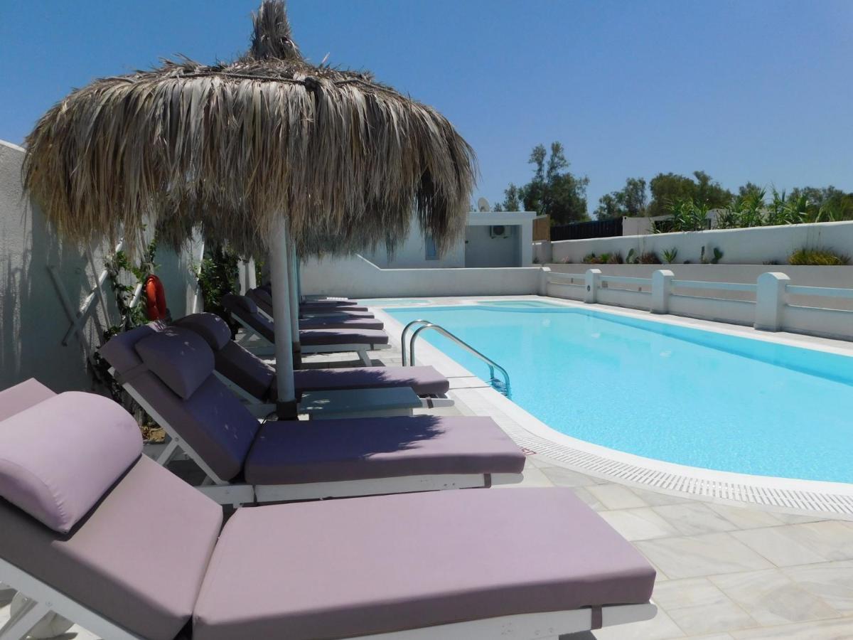 One And Only Beachfront Rooms Περίσσα Εξωτερικό φωτογραφία